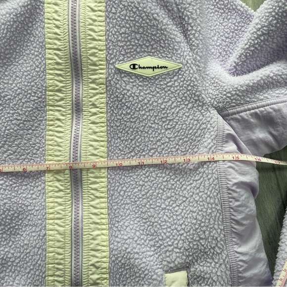 ***Champion Sherpa Jacket size Small - Picture 5 of 7